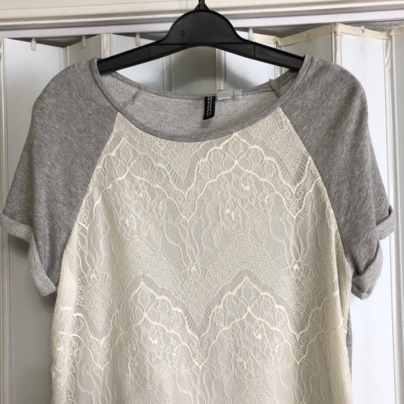 H&M Divided Cute lace detail casual top - Picture 4 of 6